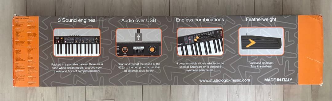 『美品』純正キャリー付き Studiologic numa compact2x