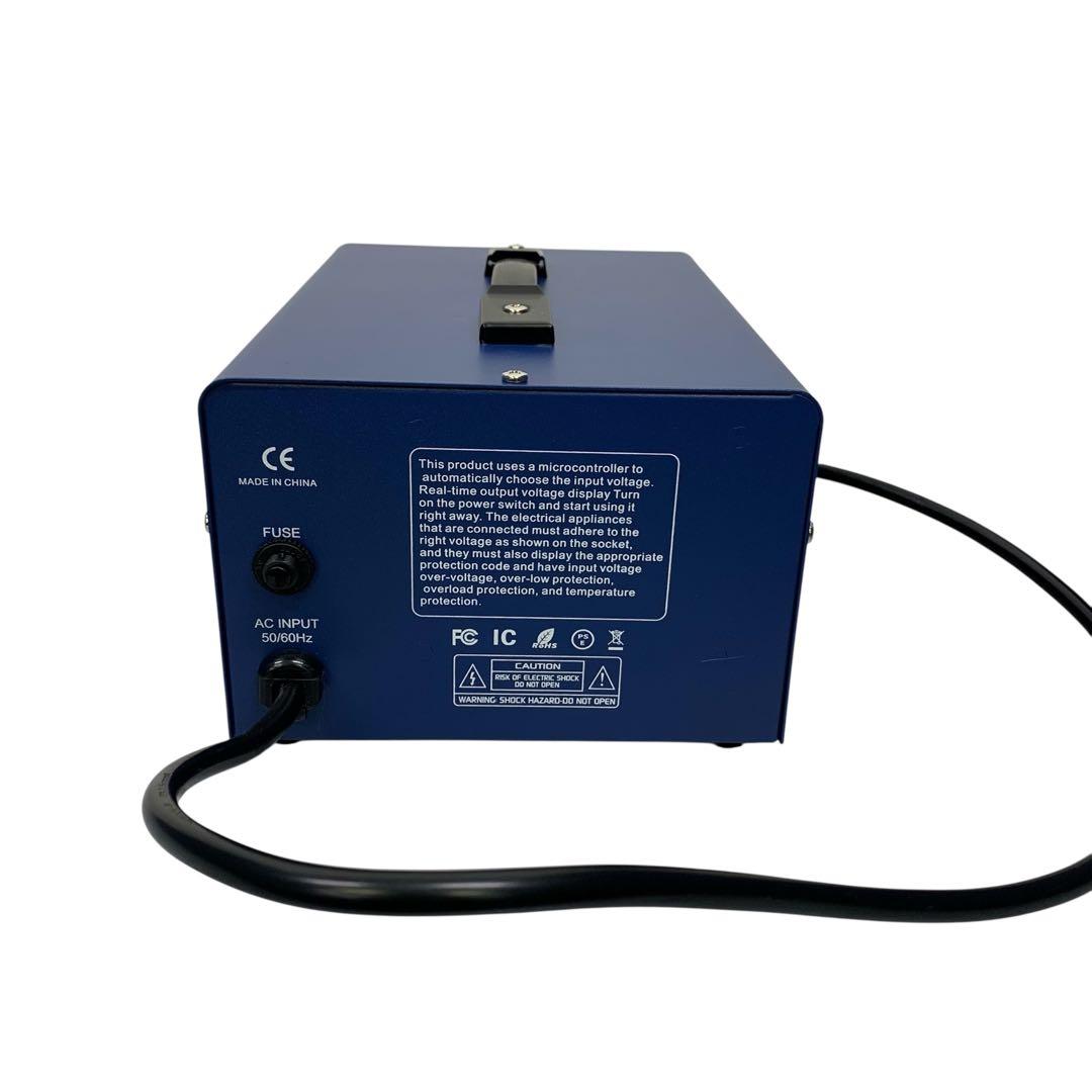 【開封・未使用】3000VA 変圧器 海外国内両用型変圧器 降圧・昇圧兼用型