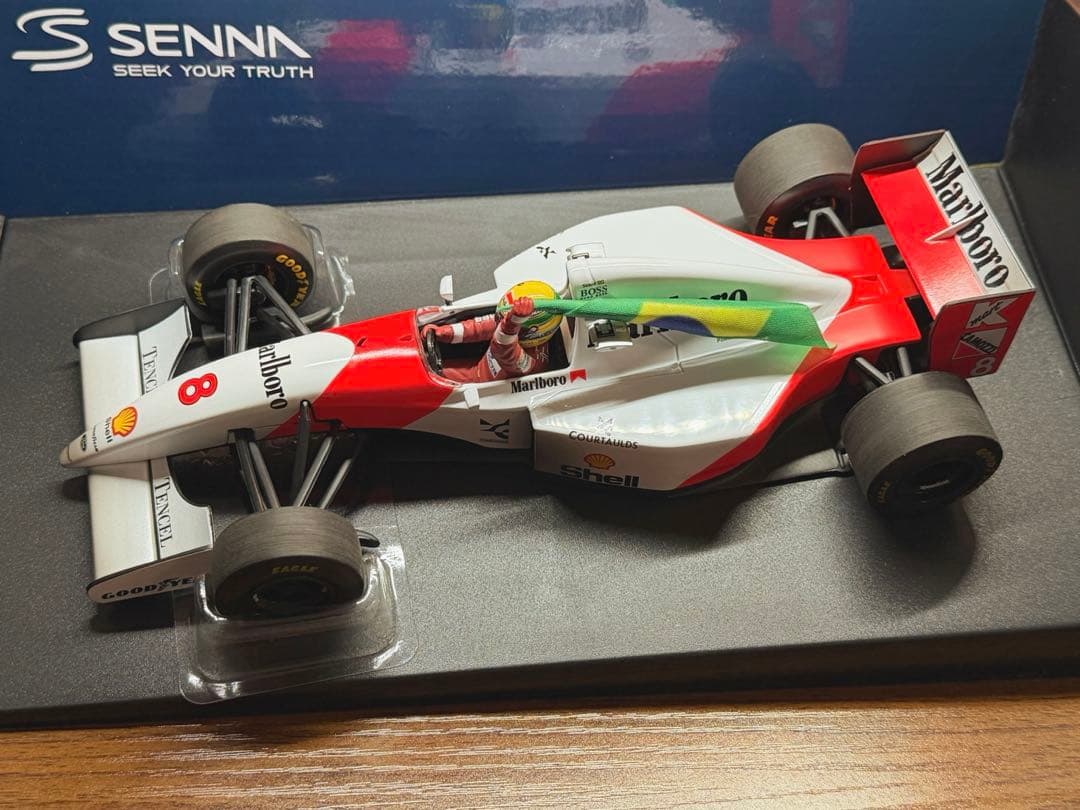 ミニチャンプス 1/18 マクラーレン MP4/8 アイルトン セナ