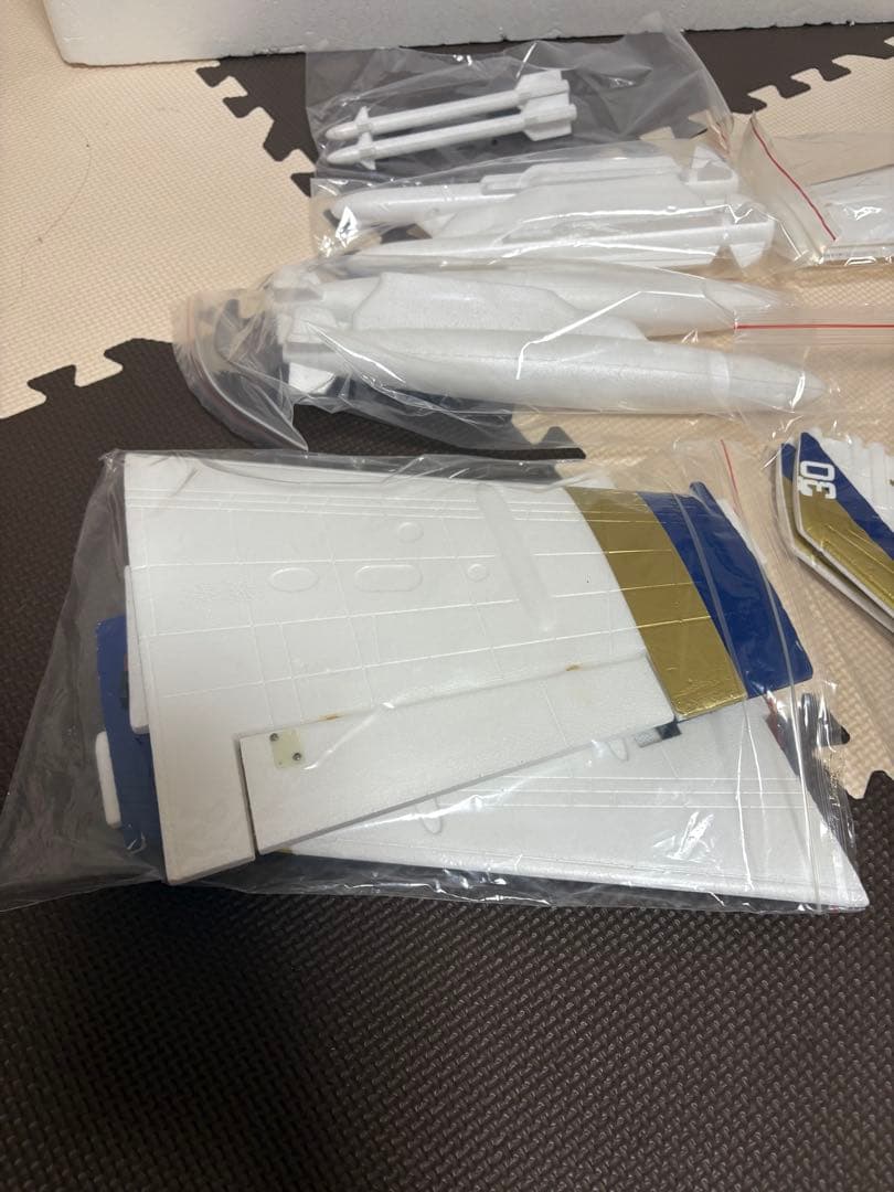 FMS 電動リモートコントロール飛行機　F-18 FIGHTER ARF