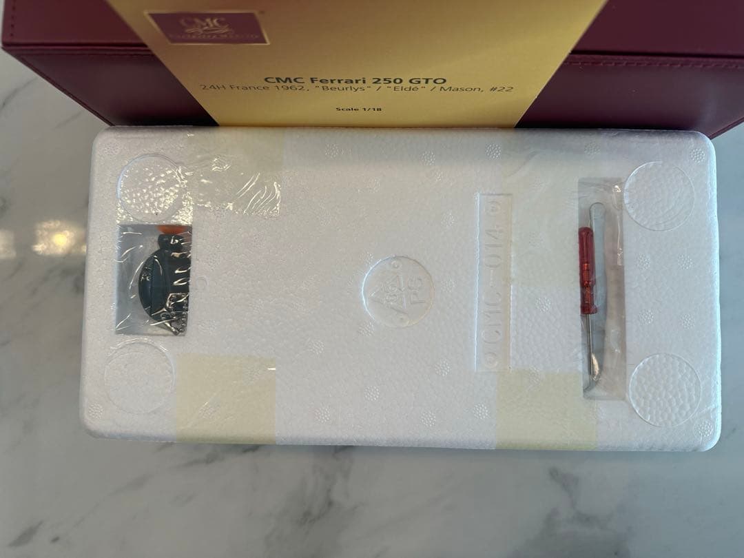 CMC 1/18 フェラーリ 250 GTO #22 ルマン24H 1962
