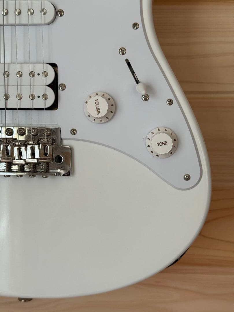 2025年　ヤマハ　パシフィカ　エレキギター PAC012 ホワイト