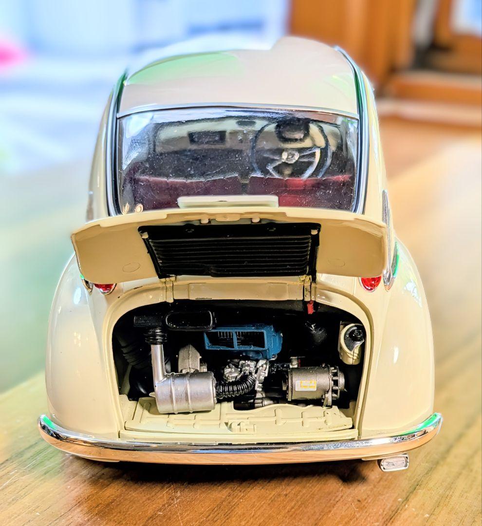 最西端の猫ちゃん　エプロSubaru 360　1/12スケール❤️1822