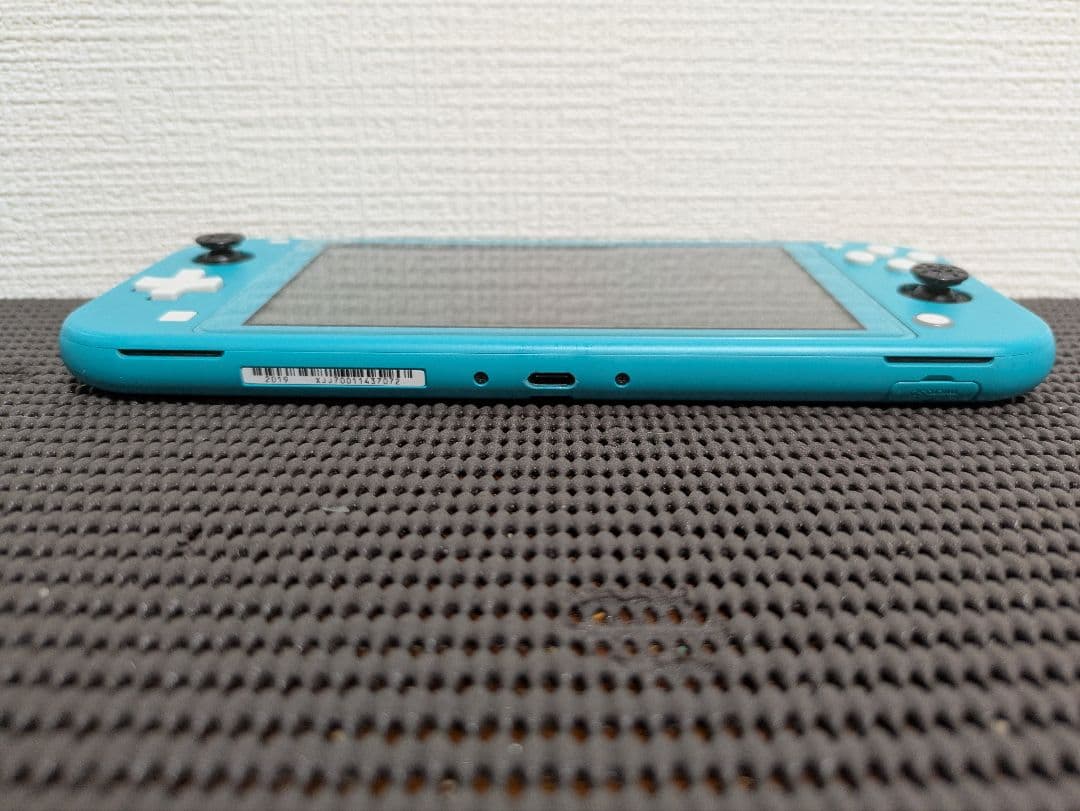 Nintendo Switch Lite　本体