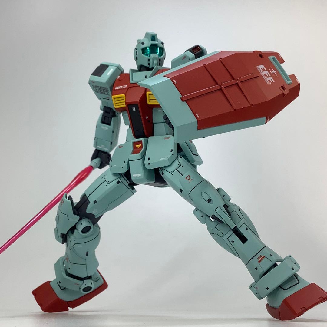 HG RGM-79 ジム【ショルダーキャノン装備/ミサイルポッド装備】