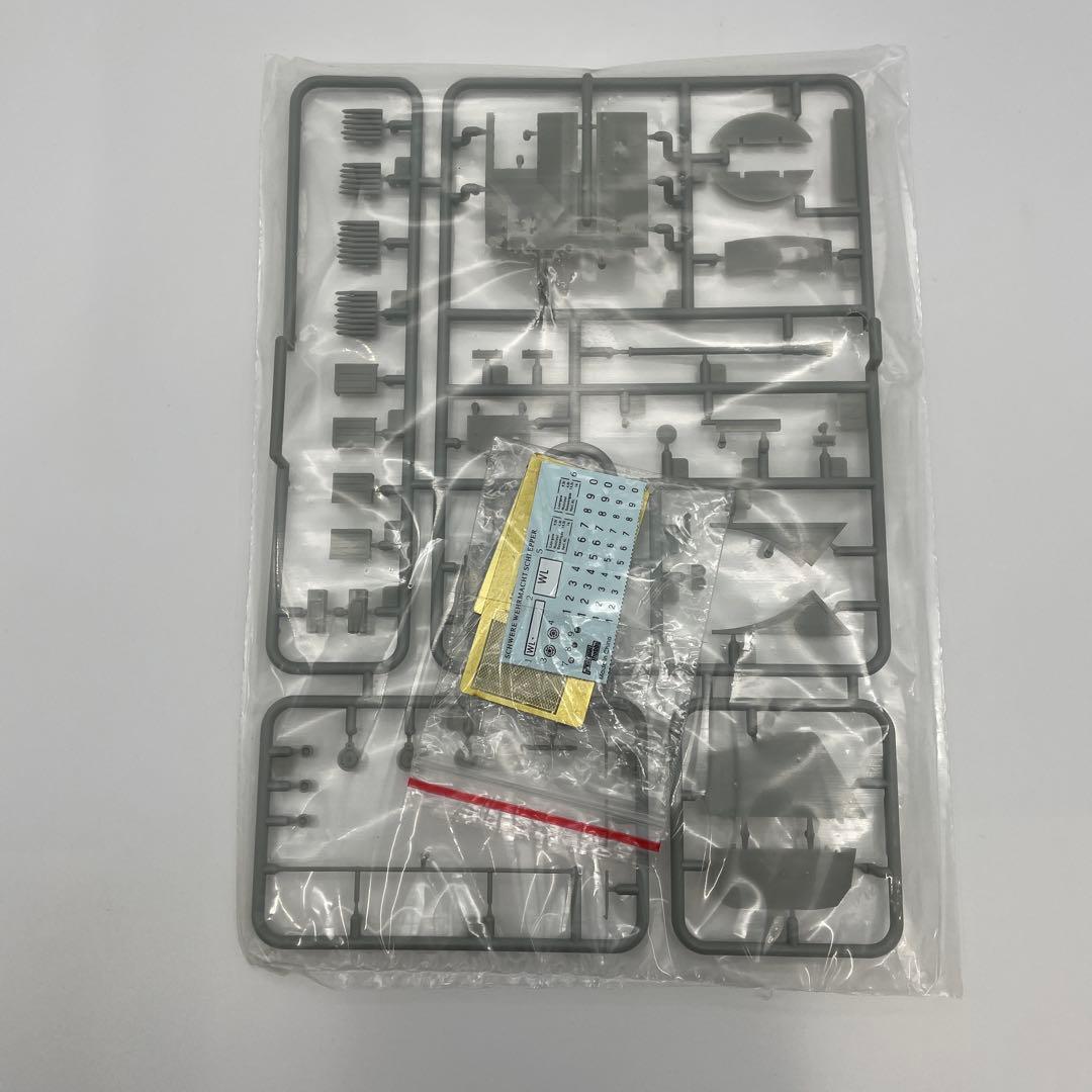 ドイツSWS 戦車　プラモデル