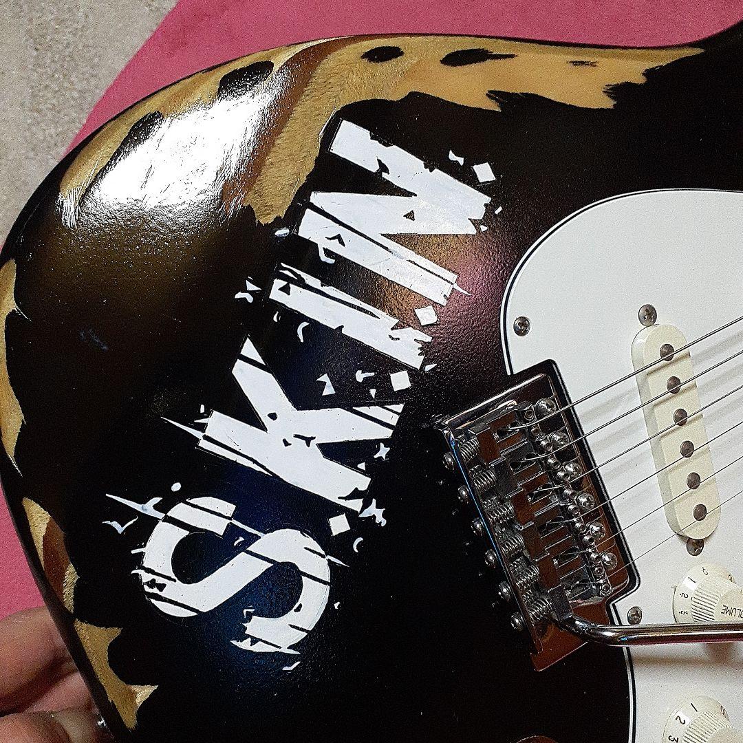 【良・美品】SKINペイント・SUGIZOモデル。ソフトケース&アーム付属。