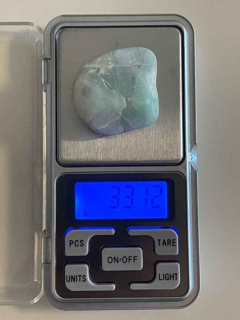 糸魚川翡翠 ヒスイ 33g 淡いグリーン