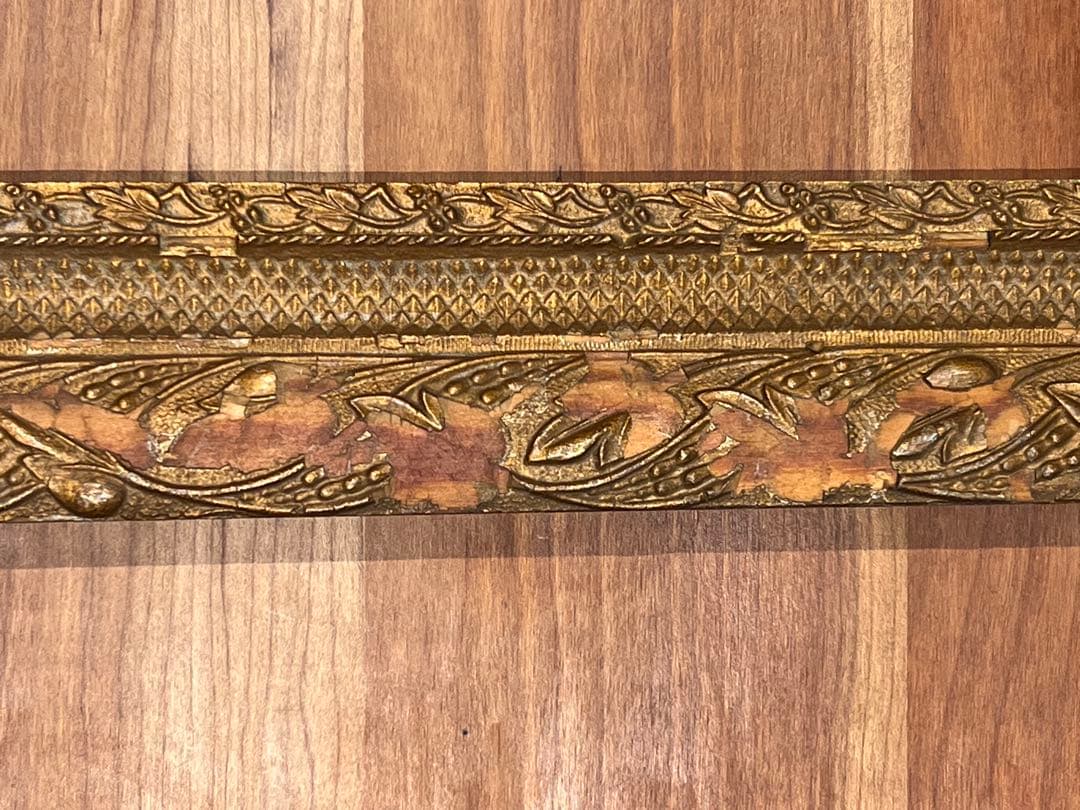 【アンティーク】くすんだゴールドの木製額縁　ヴィンテージフレーム