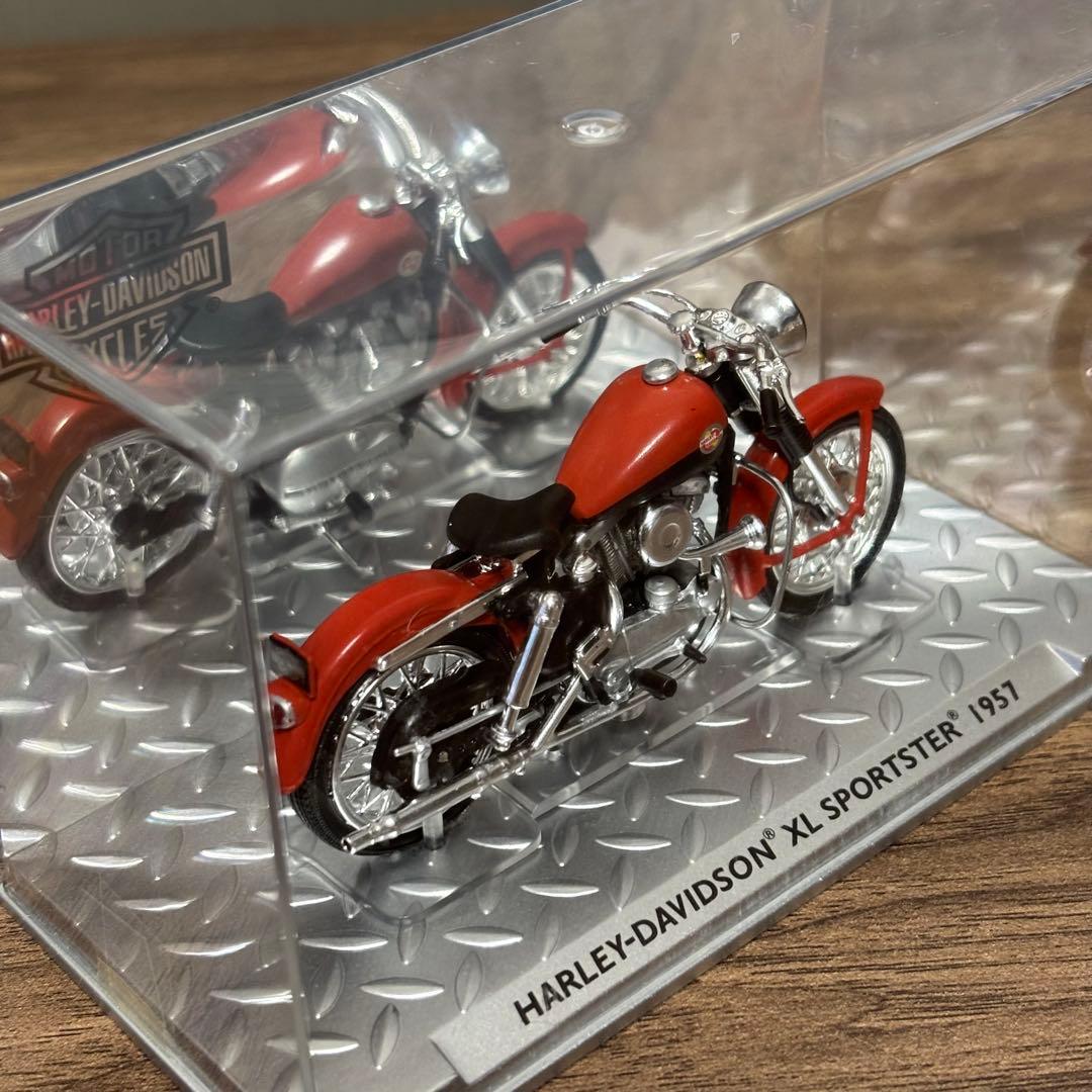 ⭐️デアゴスティーニ　ハーレーダビッドソン 1/24 12台 専用ショーケース付き
