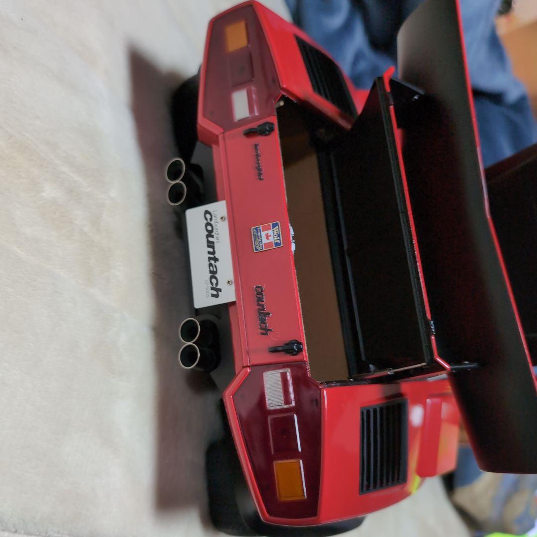 ディアゴスティーニの ランボルギーニLP500S 1/8ダイキャストモデル