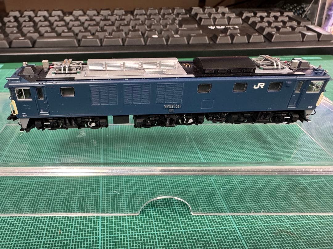 なべちわ　TOMIX製ベース　EF64 1031号機