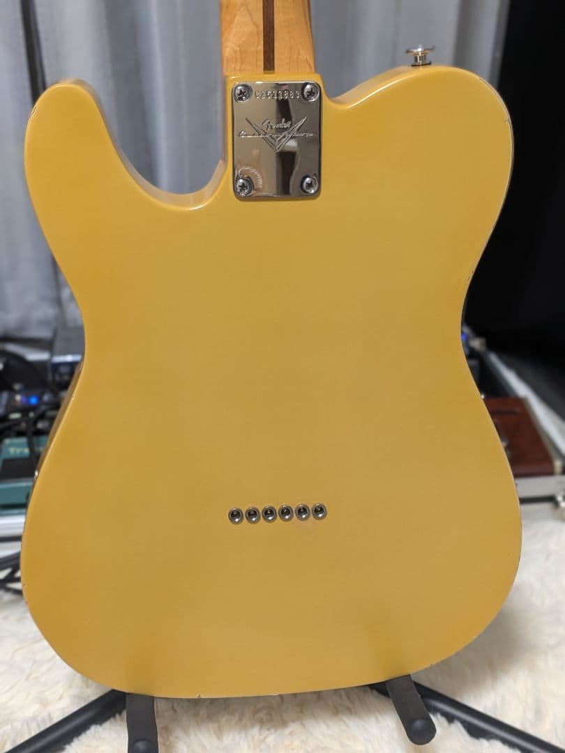 Fender Custom Classic Telecaster バタースコッチ