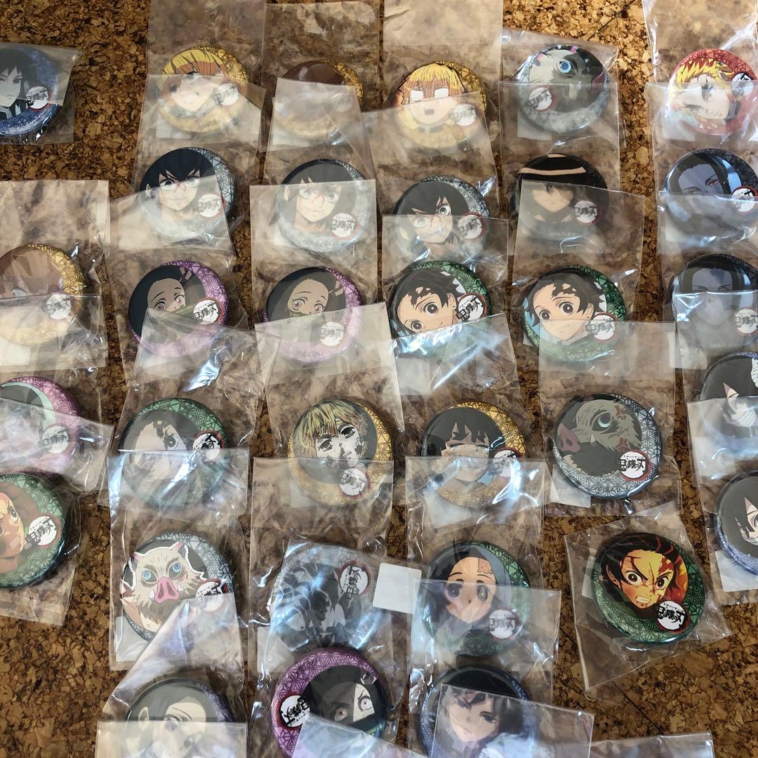 鬼滅の刃　くじ引き缶バッジ　一期前半〜七期後半　105個セット