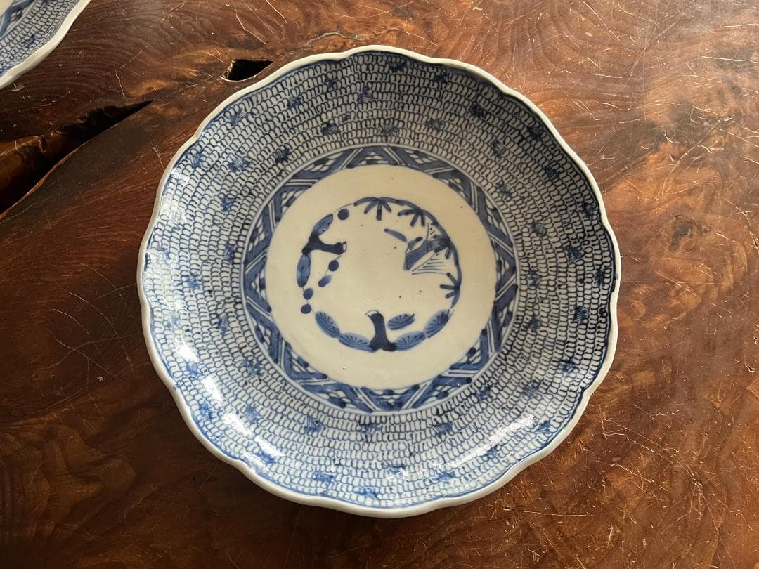 古伊万里　微塵唐草染付７寸２枚セット（太明成化年製）