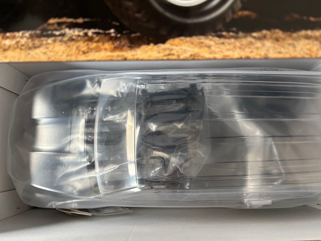 トヨタ ランドクルーザー 300 1/10 RCカー