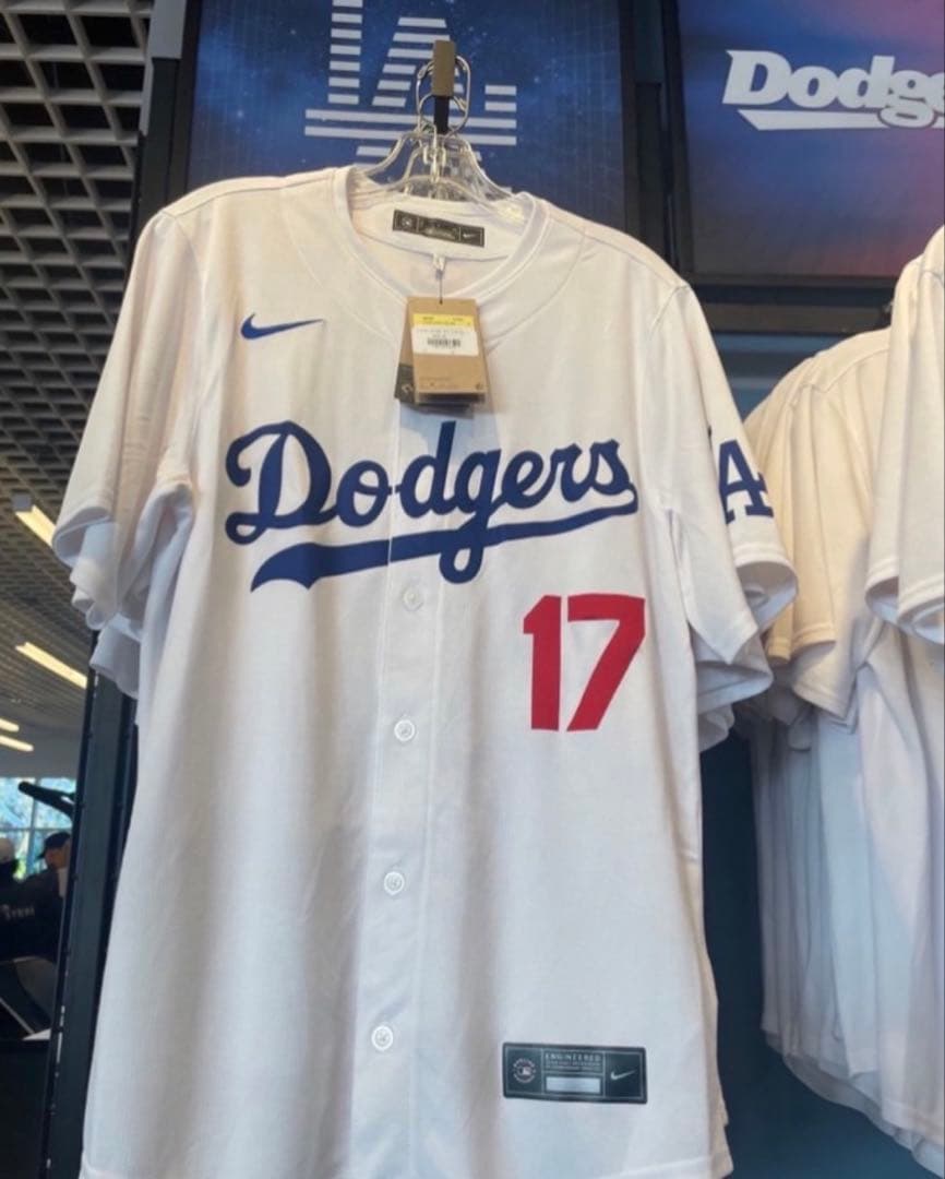 【新品未使用】Nike Dodgers Ohtani #17 リミテッドM