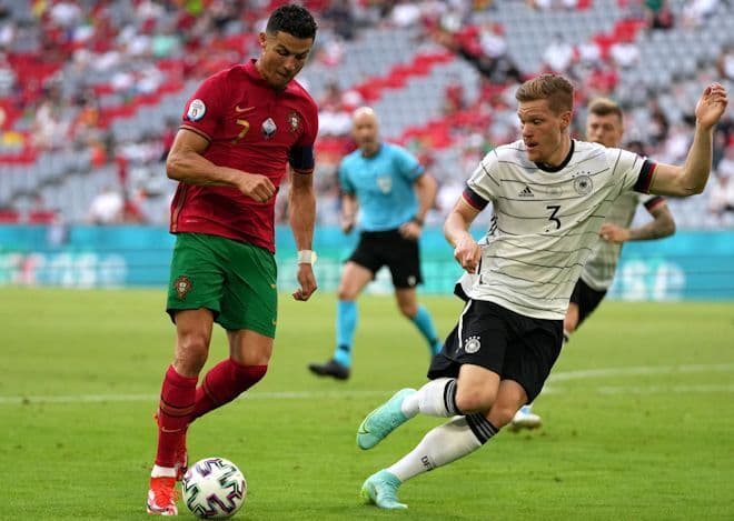 【オーセン/正規品】クリスティアーノ・ロナウド　ユニフォーム