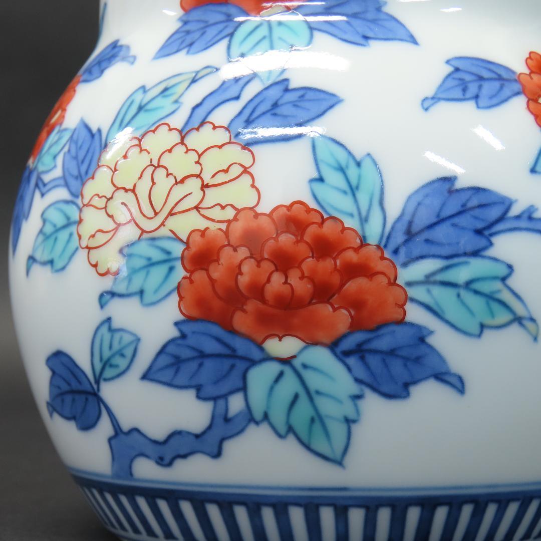 ⭕405 今泉今右衛門 錦牡丹絵花瓶 共箱 17cm/色鍋島 人間国宝 有田焼