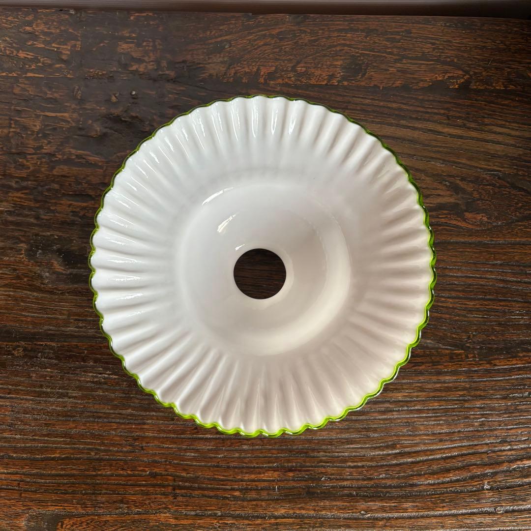 アンティーク電笠　乳白色　青