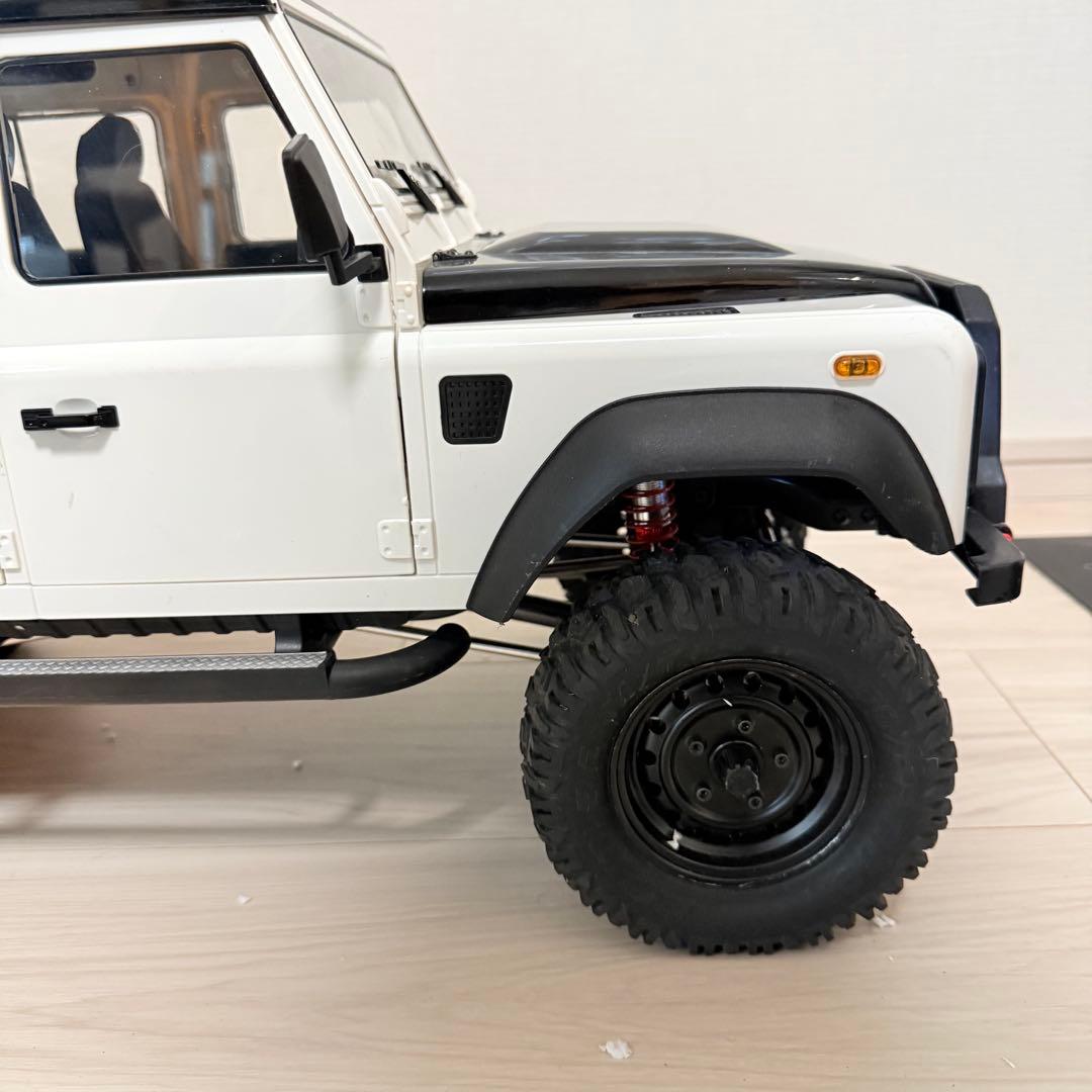 美品　1/8 ランドローバー　ディフェンダー　D110 ピックアップ　ラジコン