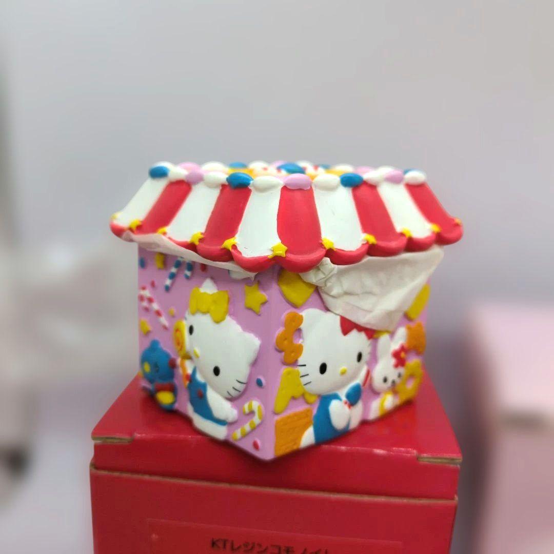 60/ハローキティ ウェディング＆お家 小物入れ 2個セット