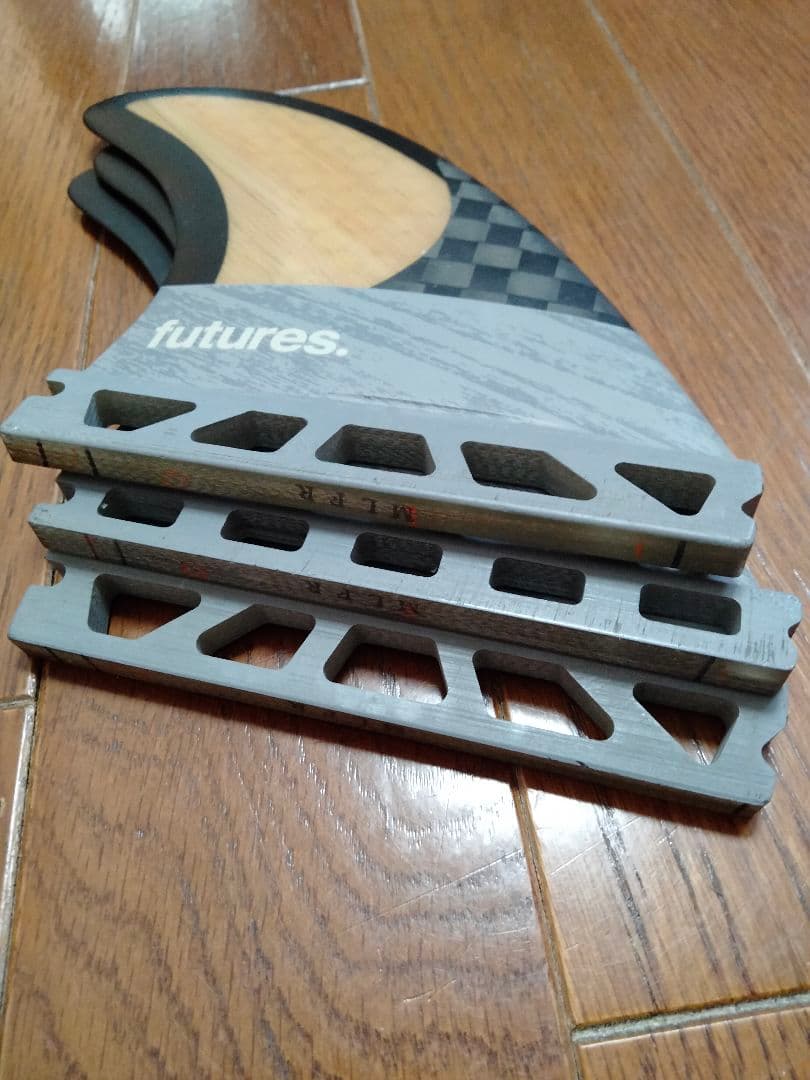 ★Futures fin blackstix 2.0ロブマチャド良好品★