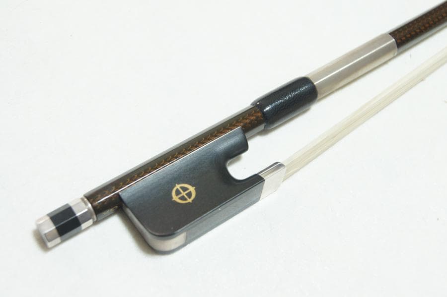 新品同様 Coda Bow Diamond GX チェロ弓　カーボン製　24万円