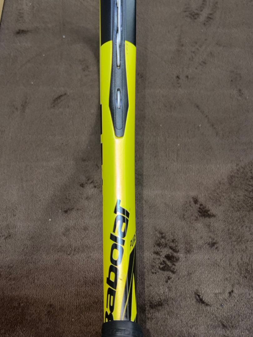Babolat ピュアアエロ 2019 G2