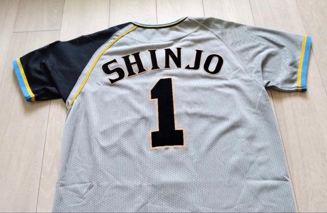 【当時物】北海道日本ハムファイターズ⭐️1 新庄⭐️ビジター⭐️ユニフォーム⭐️Sサイズ