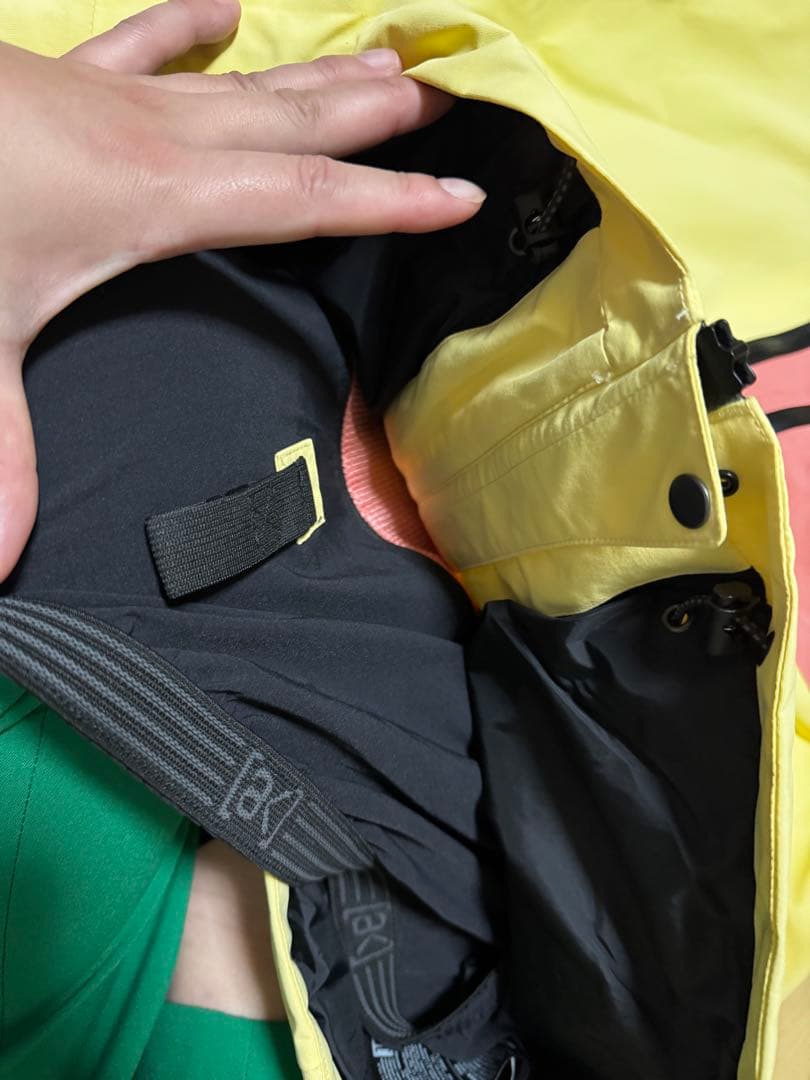 きょん【新品】BURTON スノーボードジャケット