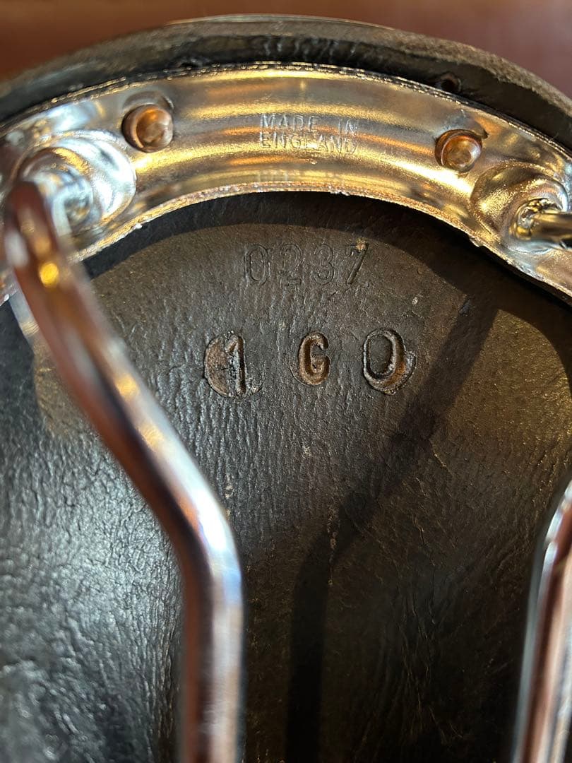 BROOKS ブルックス× バンズ コラボサドル 世界限定500個