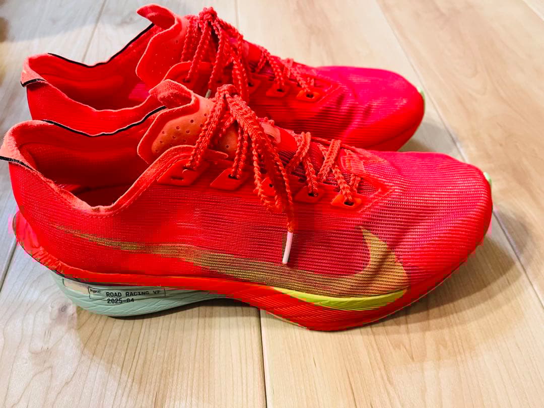 【当日または翌日発送】ナイキ ヴェイパーフライ4 27.5cm レッド