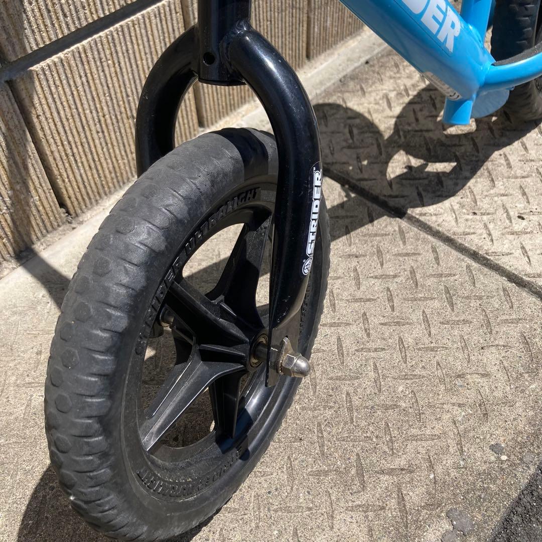 こどもビームス　コラボ　ストライダー　青　ブルー