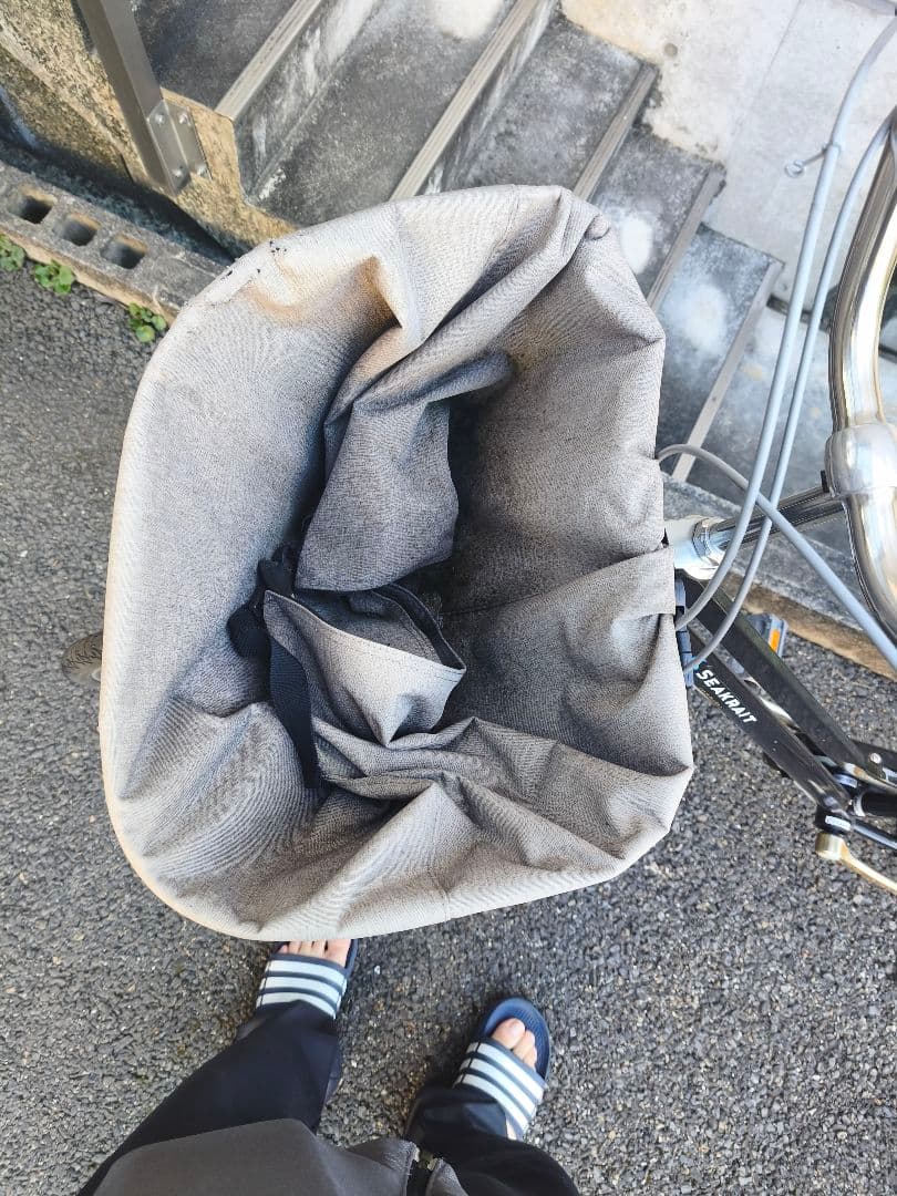 名古屋市　27インチ　自転車　多段変速　ノーパンクタイヤ