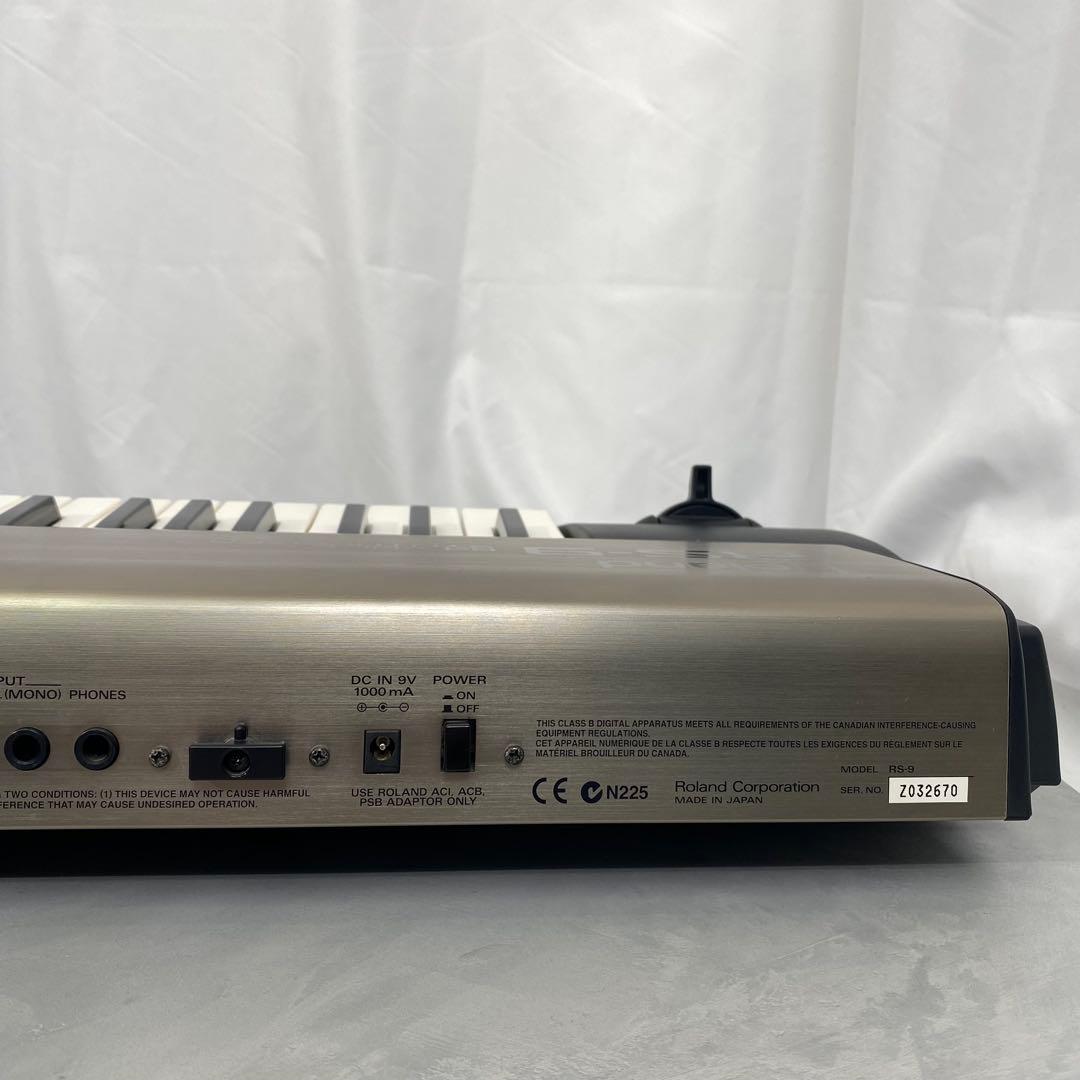 【美品】Roland RS-9 64 Voice Synthesizer