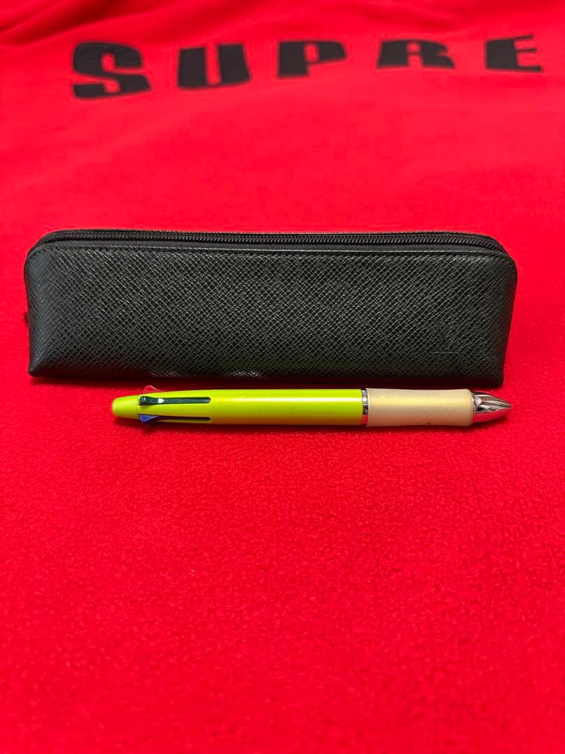 ✨超レア・販売終了品✨LOUIS VUITTON タイガ 『大型ペンケース』