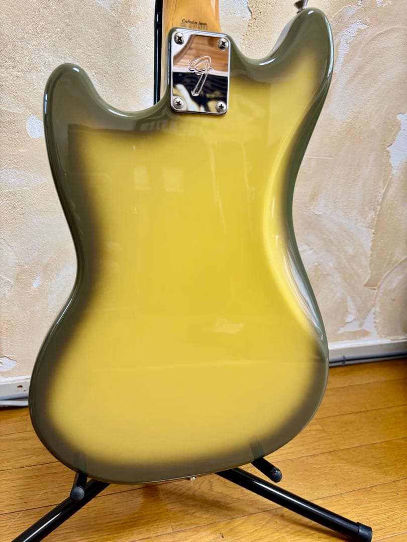 Fender Mustang Japan エレキ レアカラーの希少品♡未使用