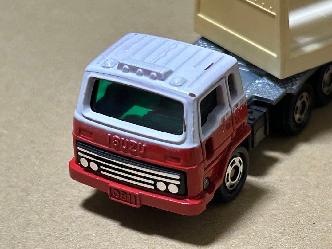 ロングトミカ L16 いすゞ V12 ウイングルーフトレーラー ブリヂストン