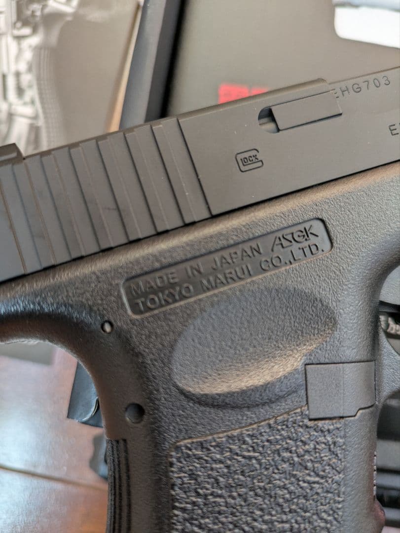 東京マルイ GLOCK 18C 電動ガン 3マガジン付　美品