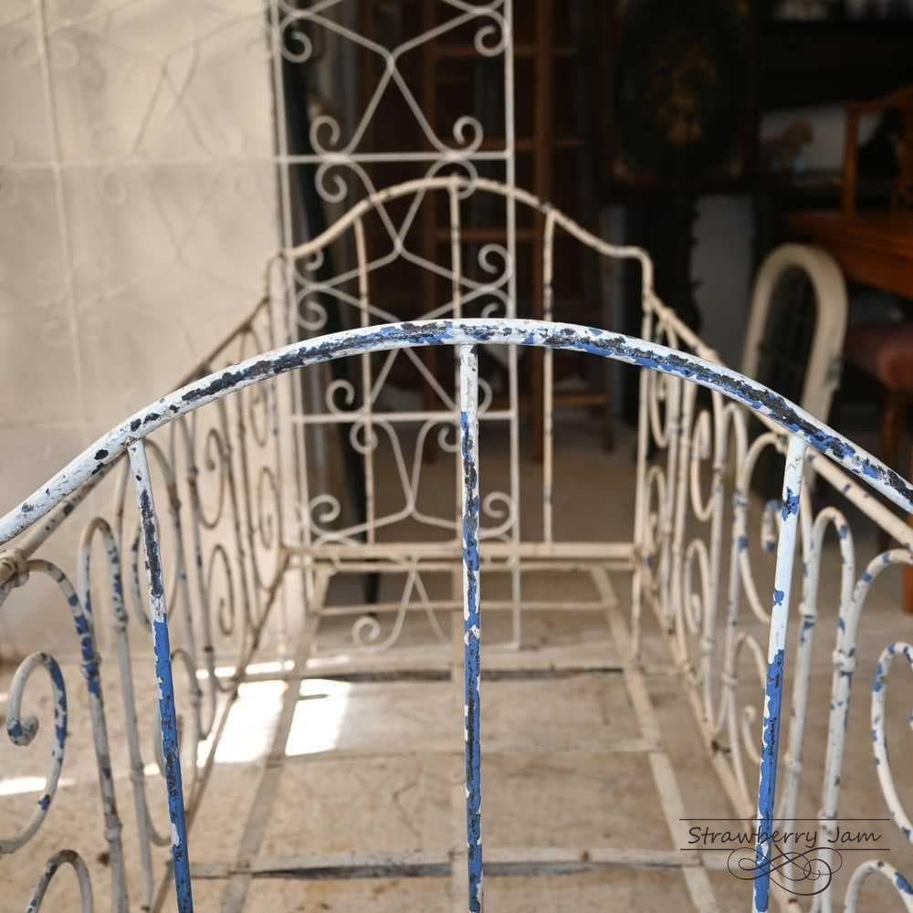 L3710-90 フランスアンティーク アイアン ガーデニング ベビーベット