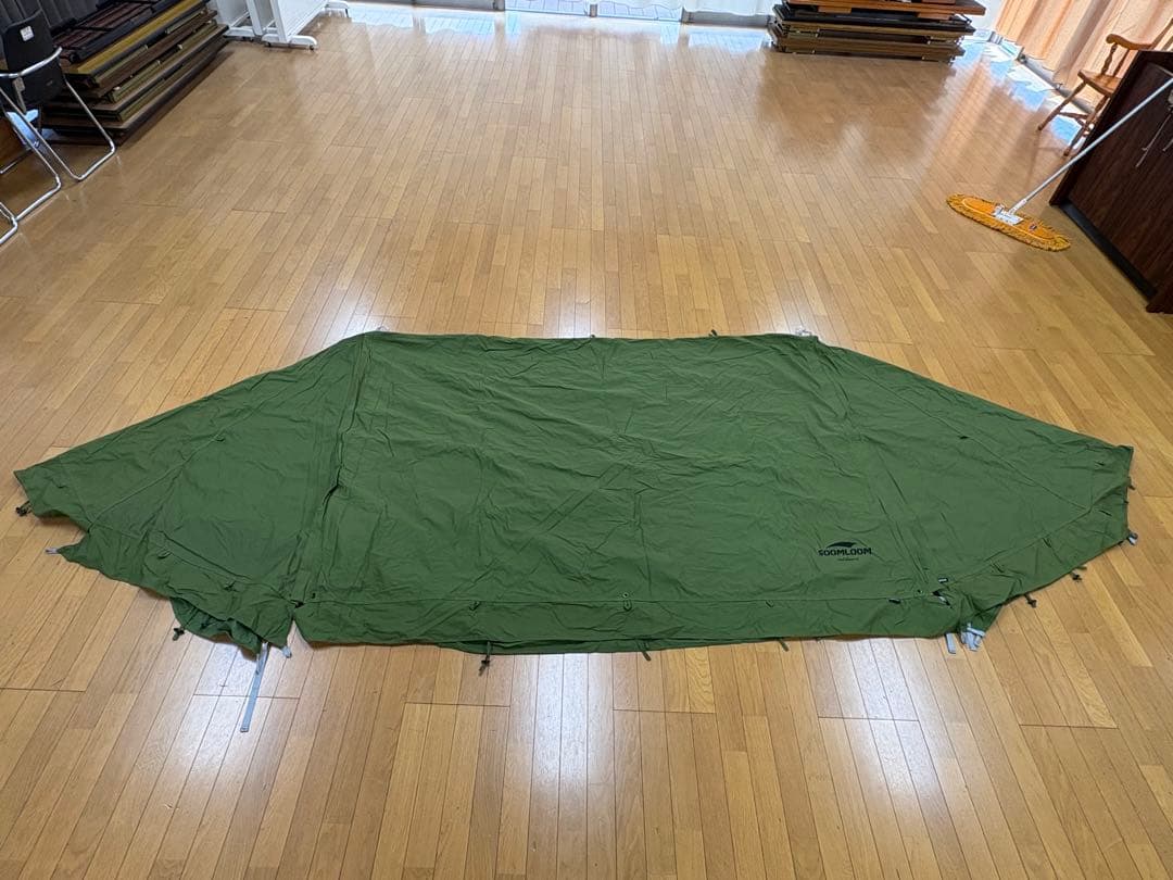 Soomloom Military tent X-large + 前幕 ペグ付き