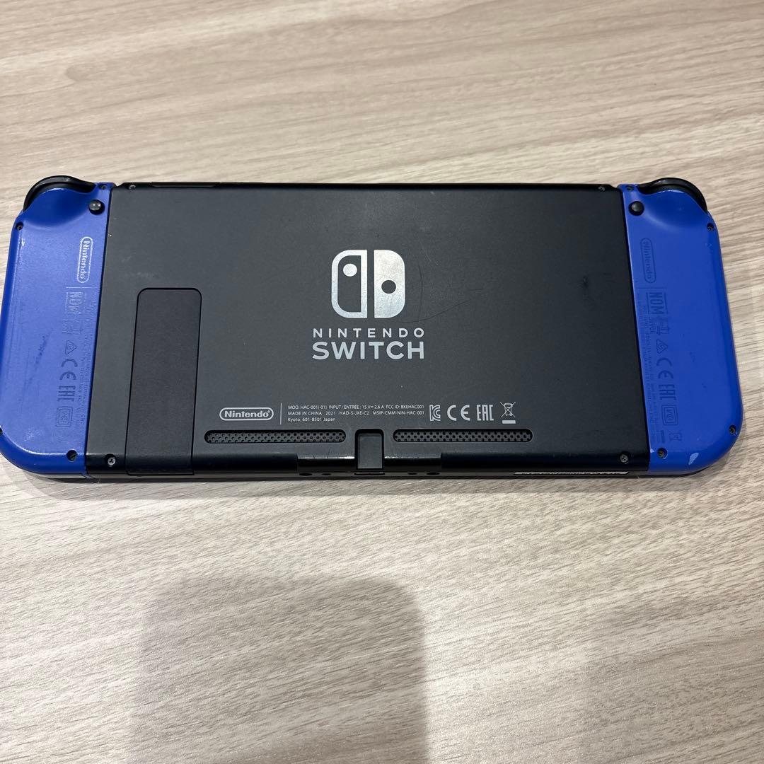 美品Nintendo Switch本体ブルー
