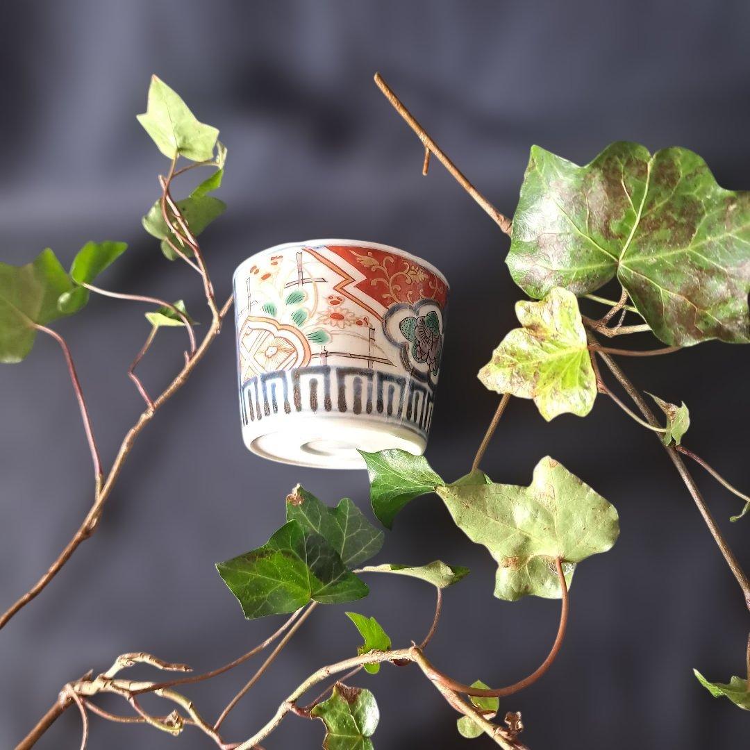 「変わったデザインあります。」 古伊万里蕎麦猪口(直径8.5cm) 骨董アンティ