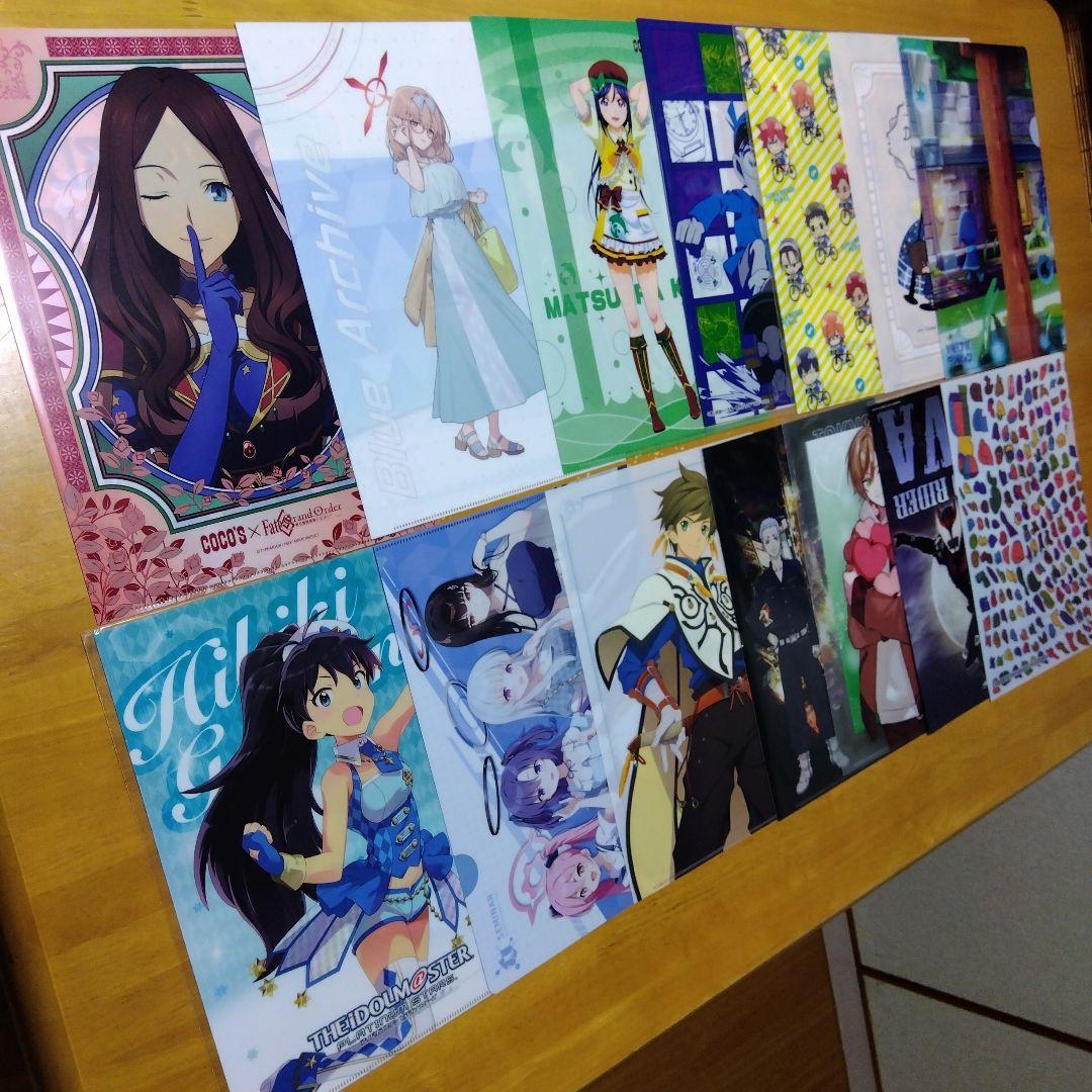 アニメ ノンジャンル美少女系など　Ａ−４クリアファイル まとめ売り大量２５０枚