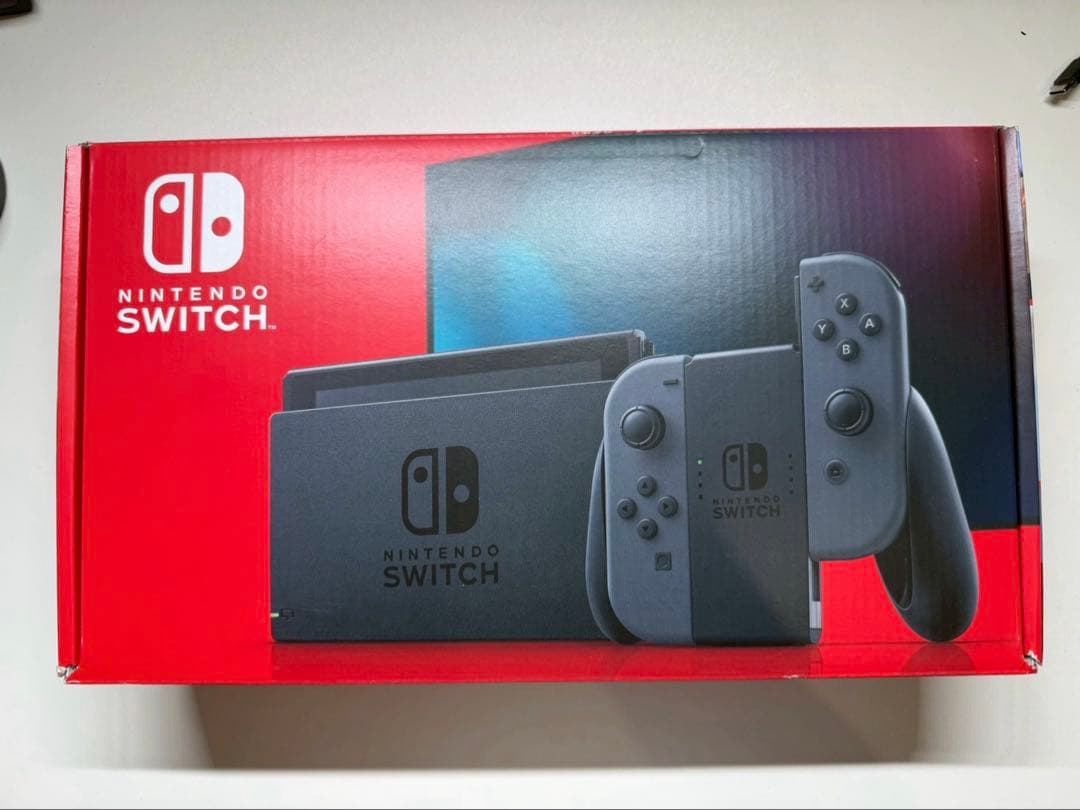Nintendo Switch 本体 + Joy-Con 周辺機器完備