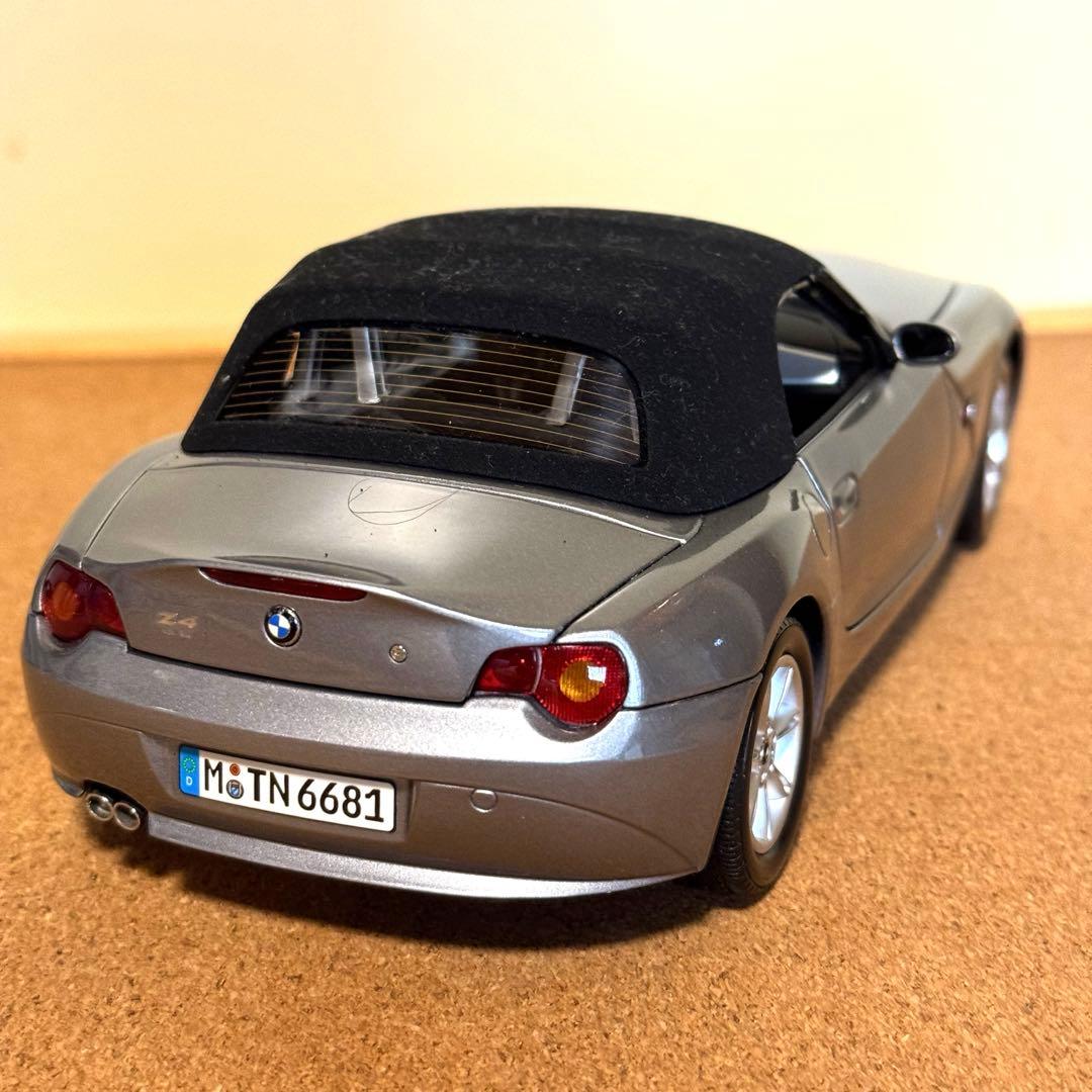 オリジナル　 Z4 E85 1/18