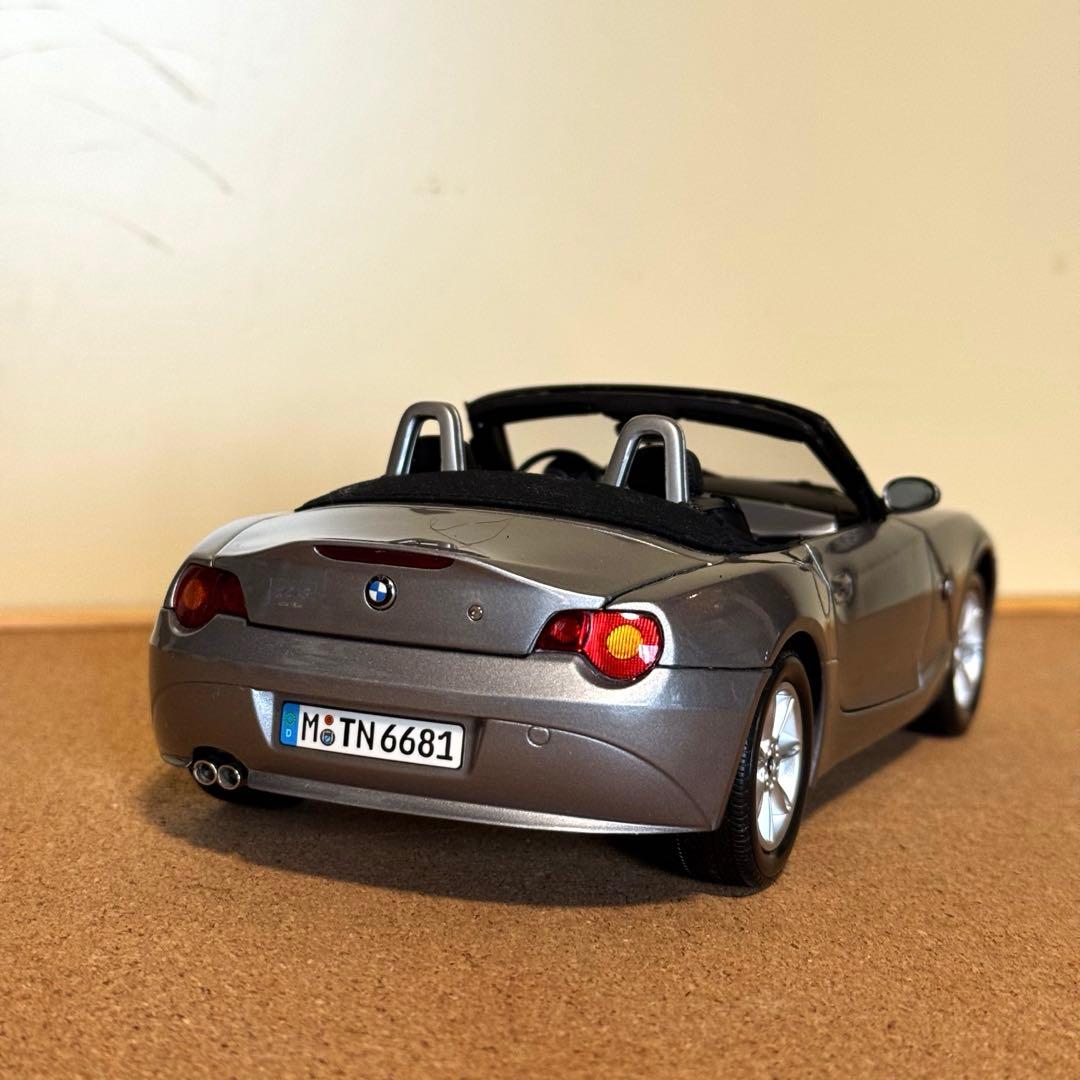 オリジナル　 Z4 E85 1/18