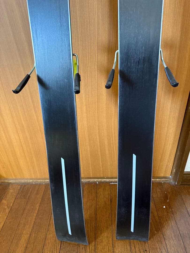 LINE BLADE W ２０−２１モデル 160cm中古 トップシートカスタム