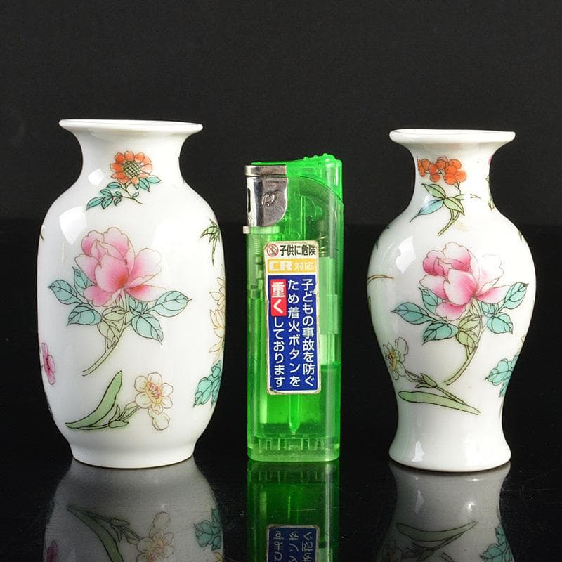 中国　中国景徳鎮款　粉彩　花文　小瓶　2点まとめて　V　R6685